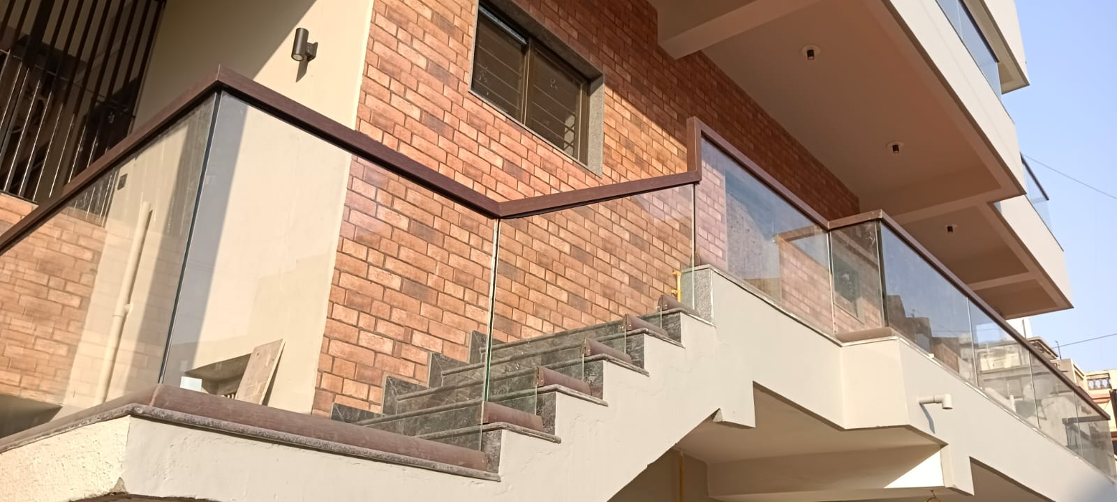 Aluminium Glass Reling Work