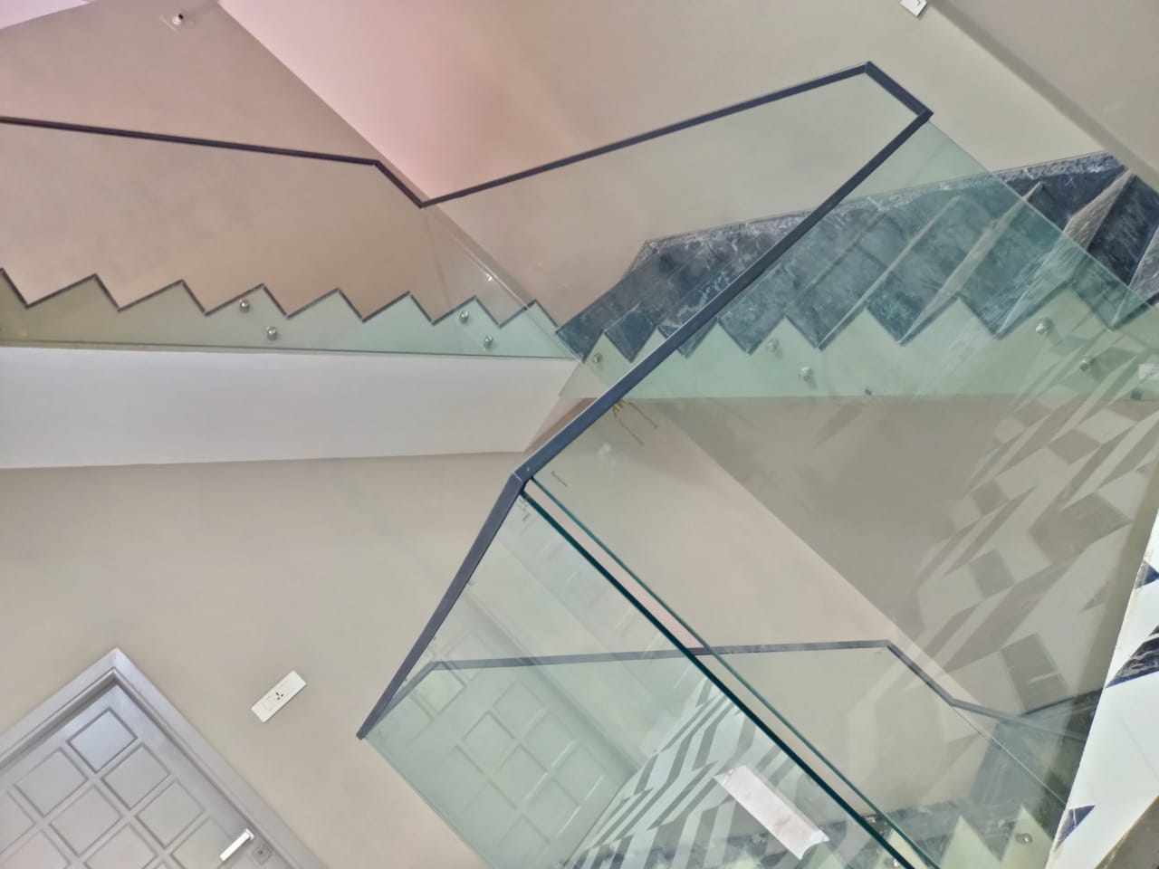 Aluminium Glass Reling Work