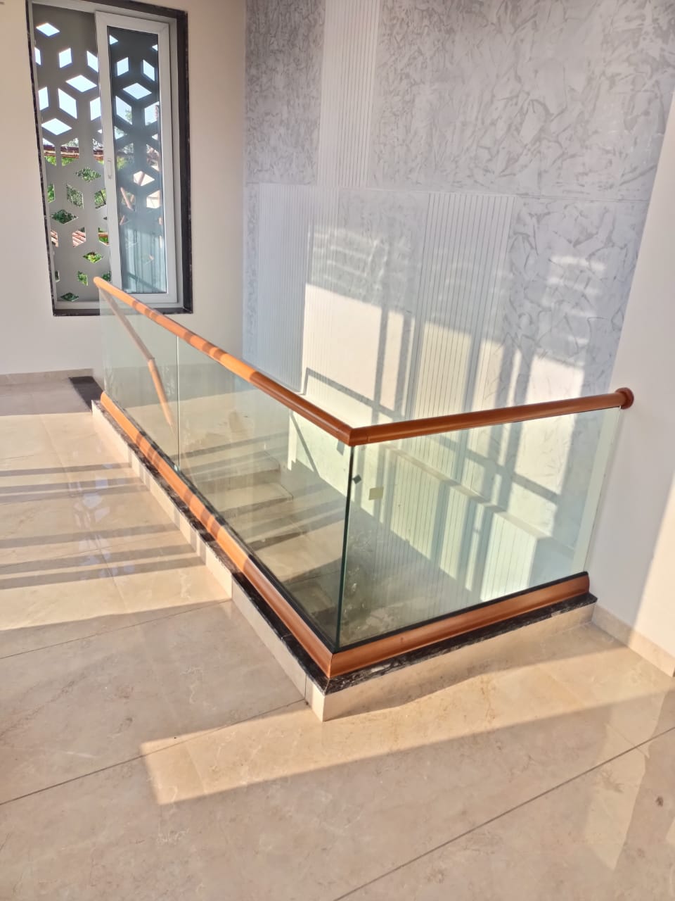 Aluminium Glass Reling Work