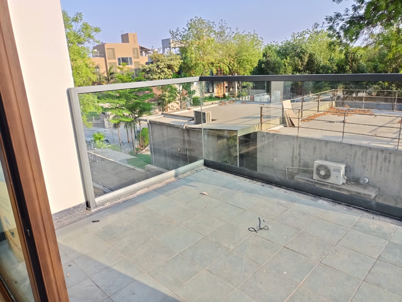 Aluminium Glass Reling Work