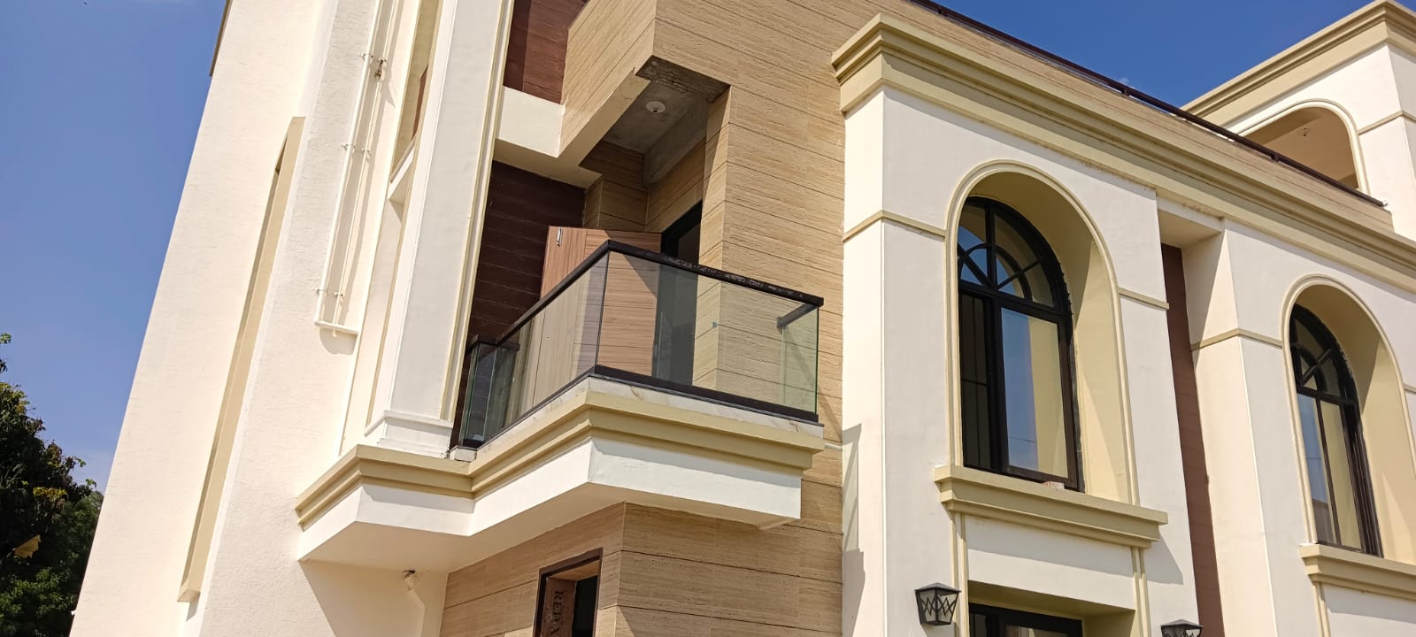 Aluminium Glass Reling Work