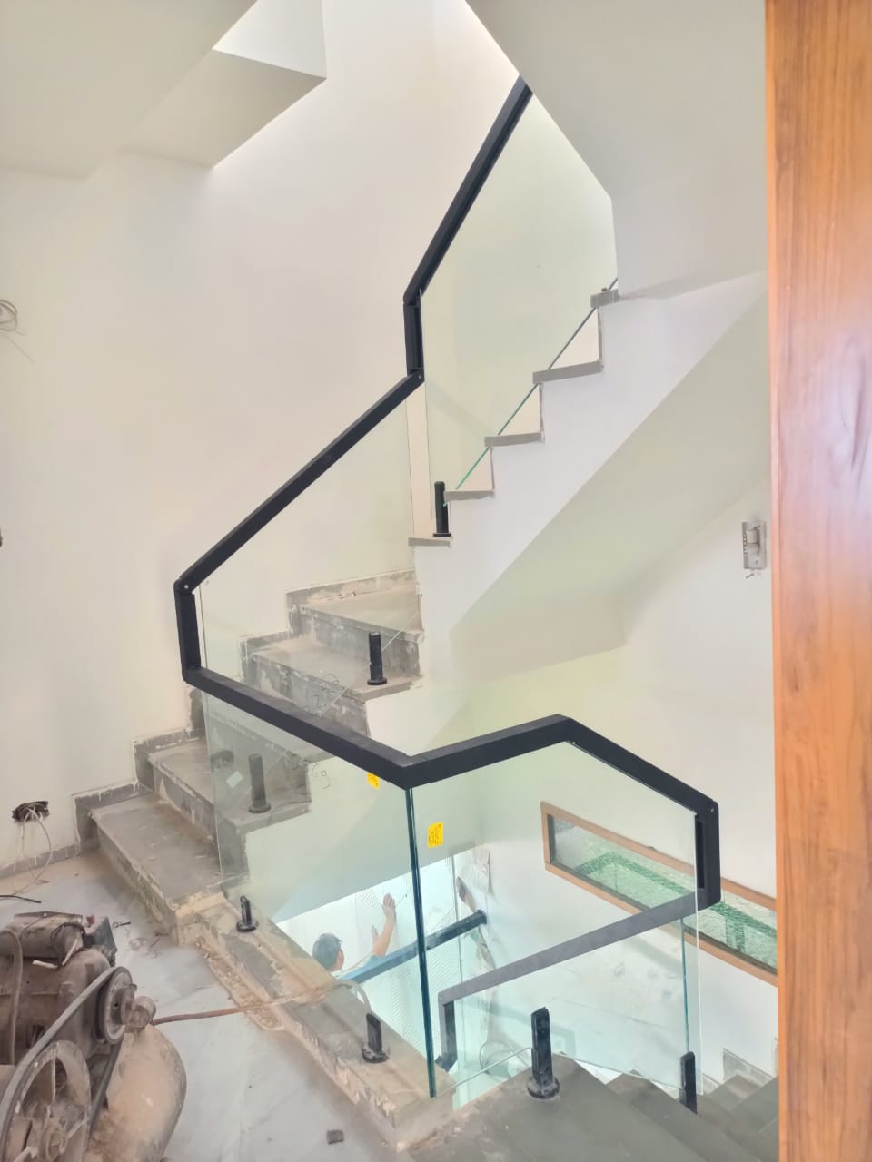 Aluminium Glass Reling Work