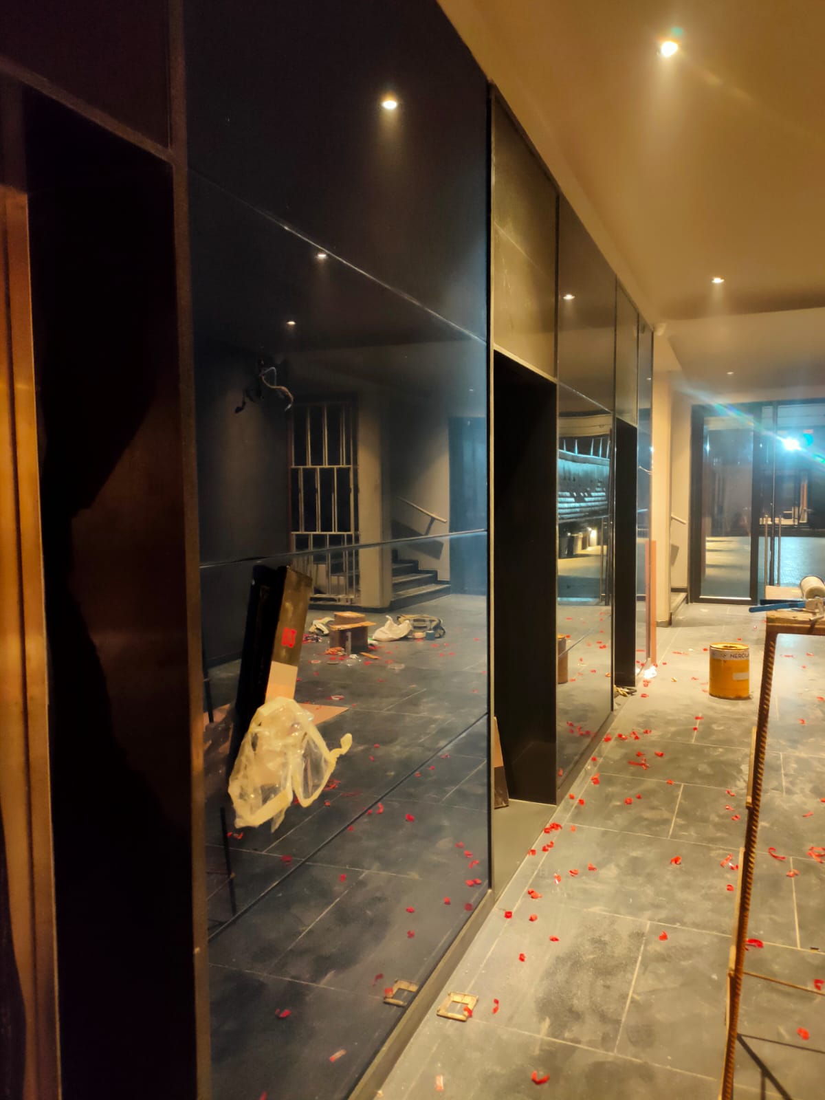 Glass Design & Backpainted Glass Work