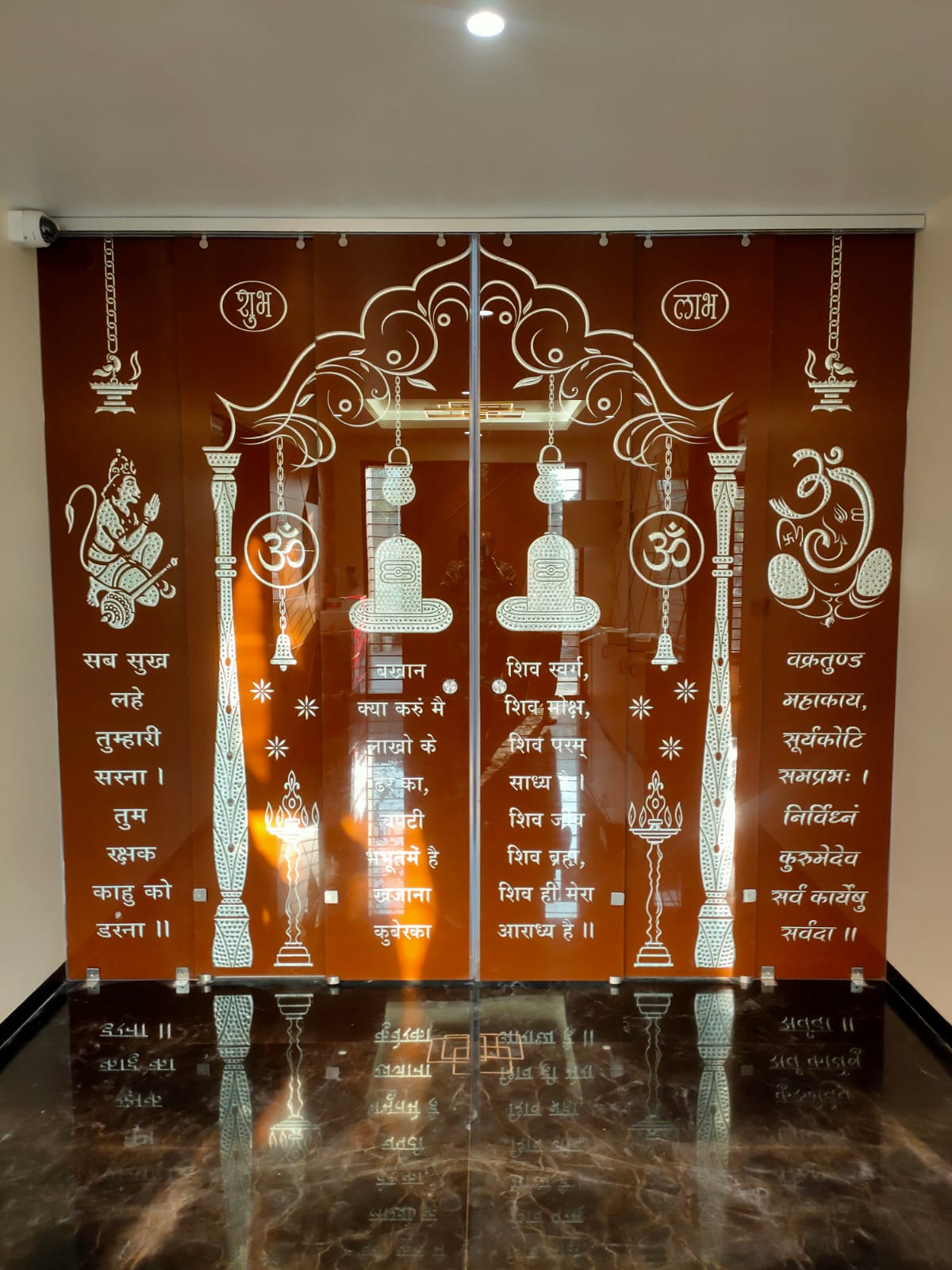 Glass Design & Backpainted Glass Work