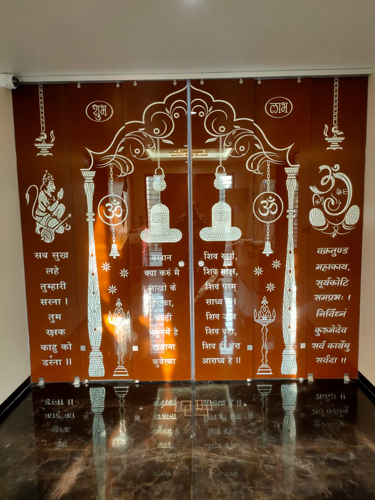 Glass Design & Backpainted Glass Work