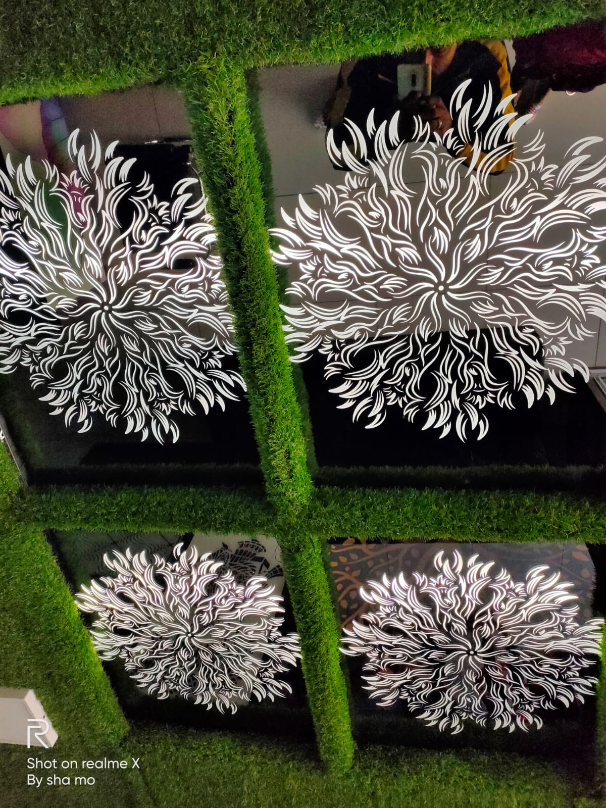 Glass Design & Backpainted Glass Work