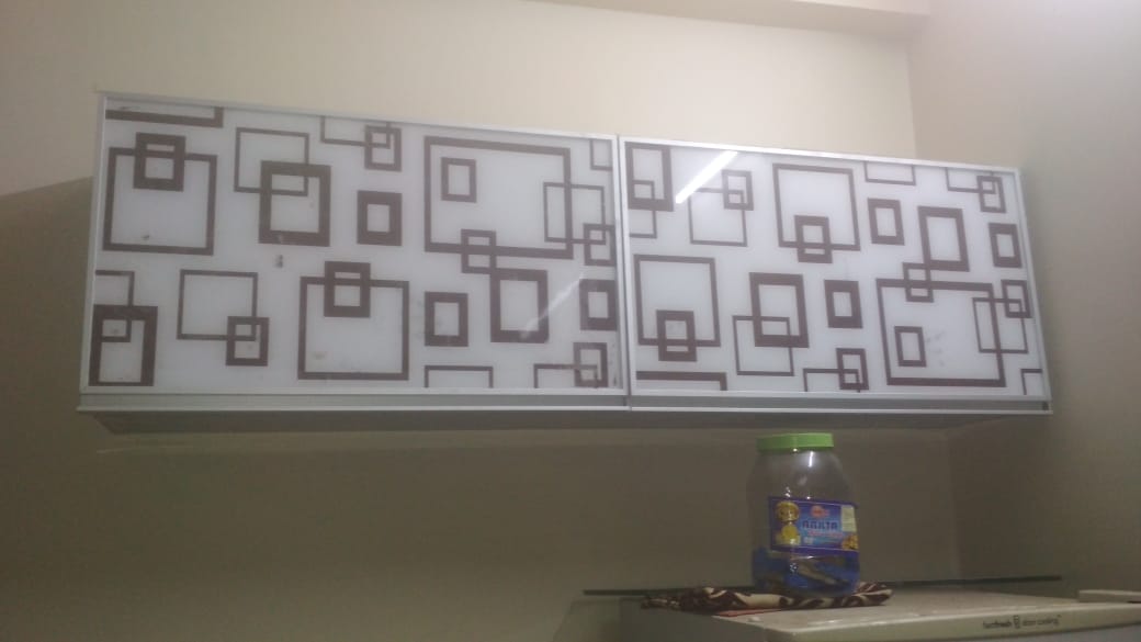 Glass Design & Backpainted Glass Work