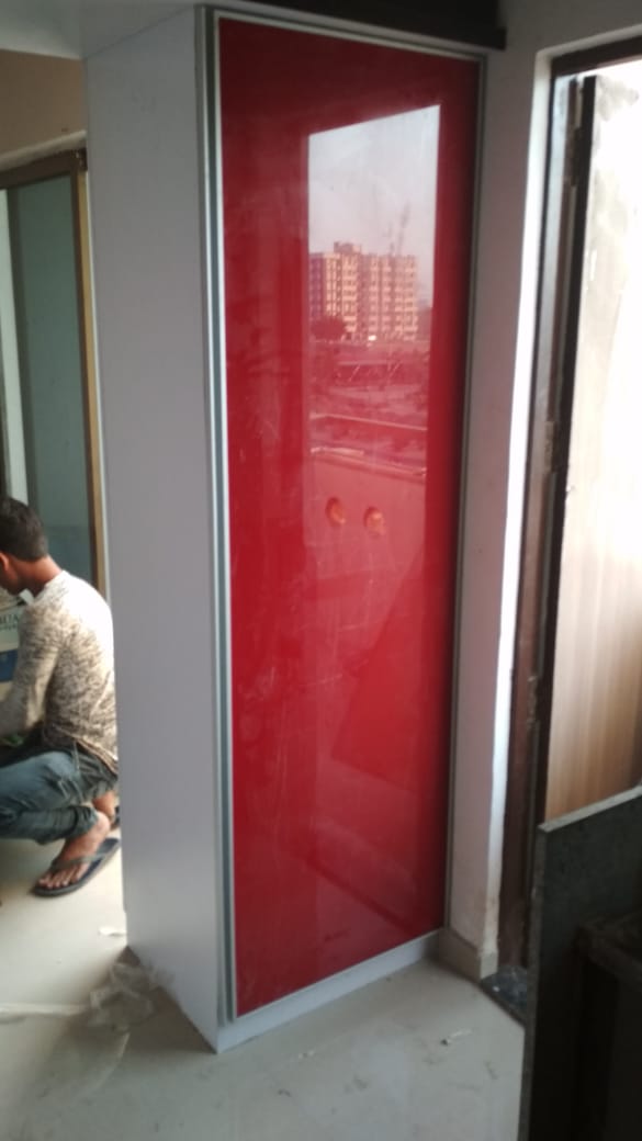 Glass Design & Backpainted Glass Work