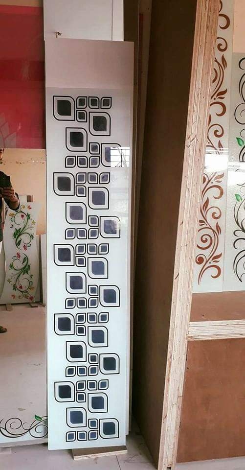 Glass Design & Backpainted Glass Work